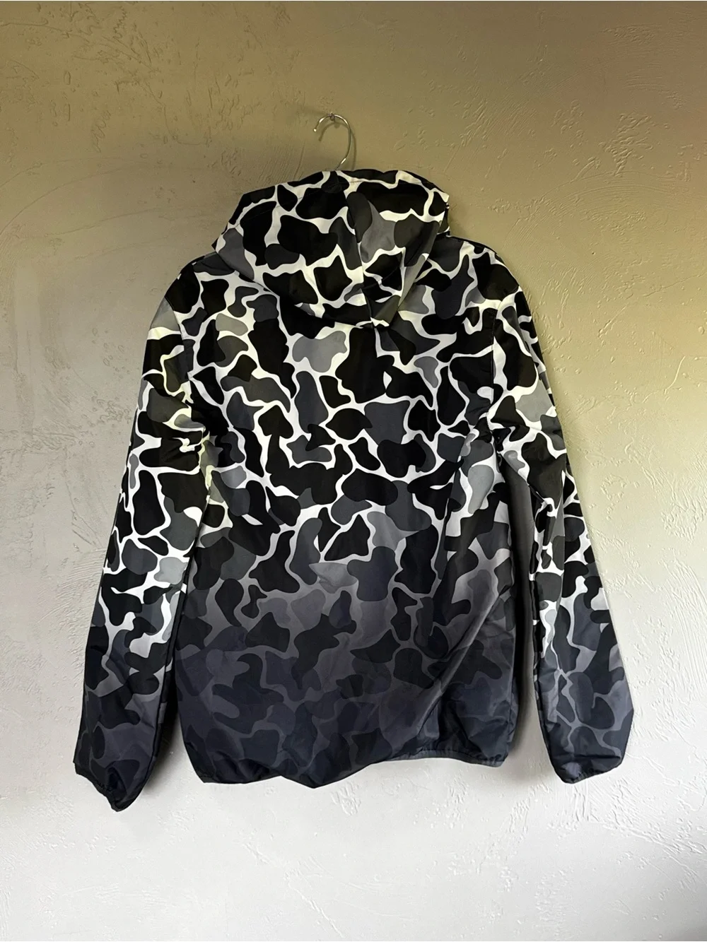 Adidas Originals Camo Windbreaker Jacket Small Black Gray White Hooded - Picture 3 of 7